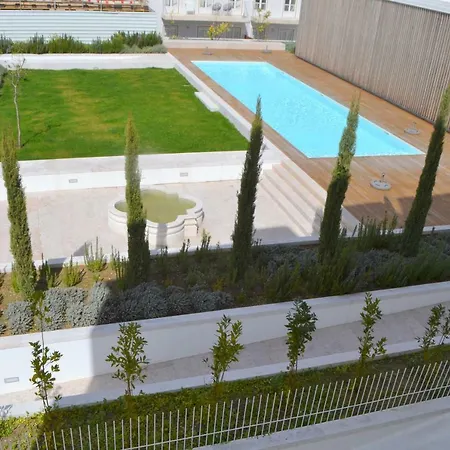 Rh Mouraria Garden, Swimming Pool & View * 리스본